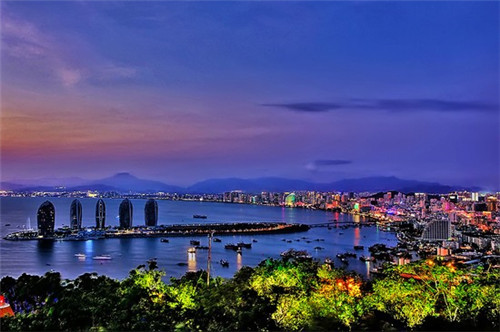 爱遇见复合餐厅