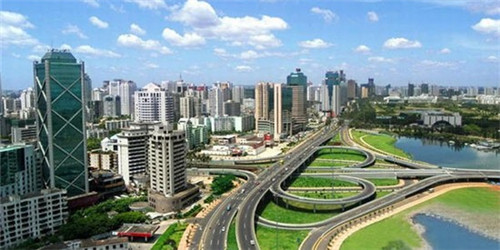 袁记串串香在凤翔县市场还有前景吗，凤翔县加盟串串香店哪家好